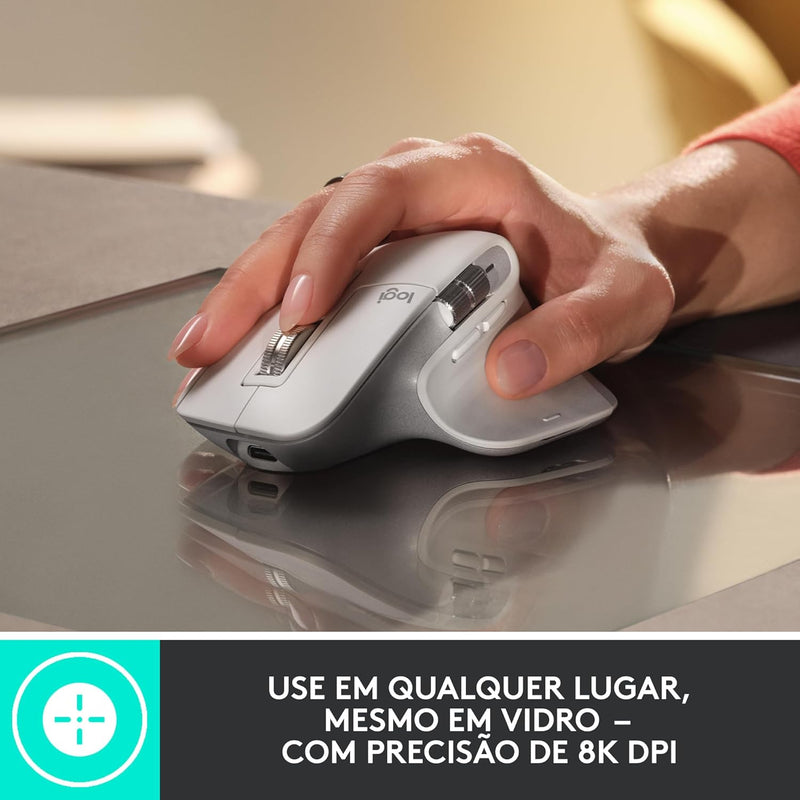 Mouse sem fio Logitech MX Master 3S com Sensor Darkfield para Uso em Qualquer Superfície, Design Ergonômico, Clique Silencioso, Conexão USB ou Bluetooth - Grafite